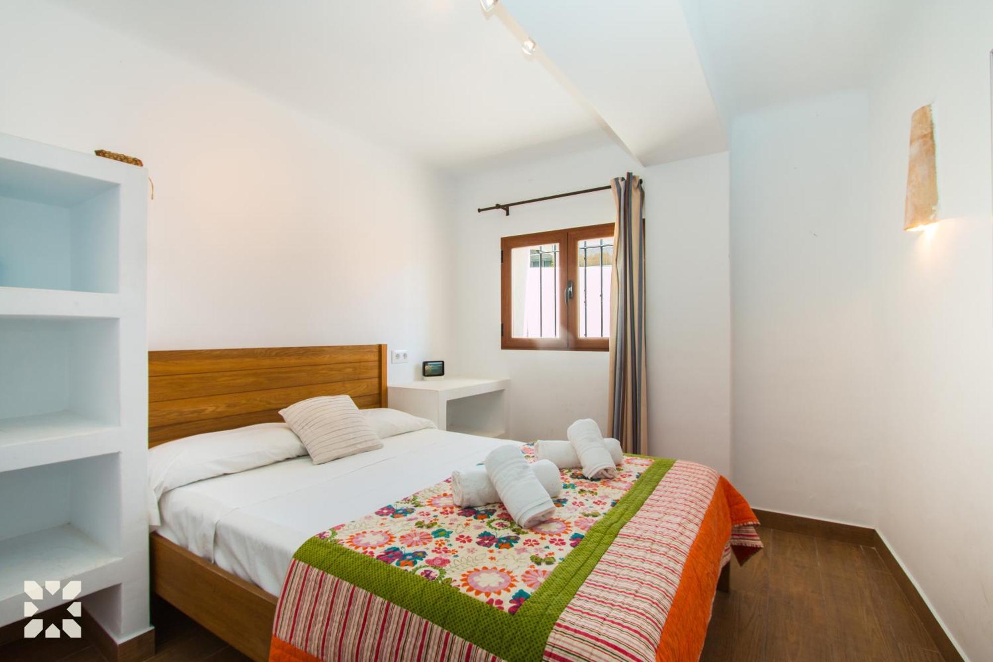 Yelir By Abahana Calpe
